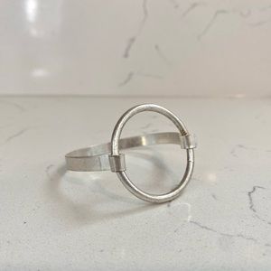 Open circle metal bracelet